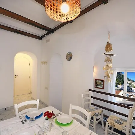 Lovely With View In Center Apartment