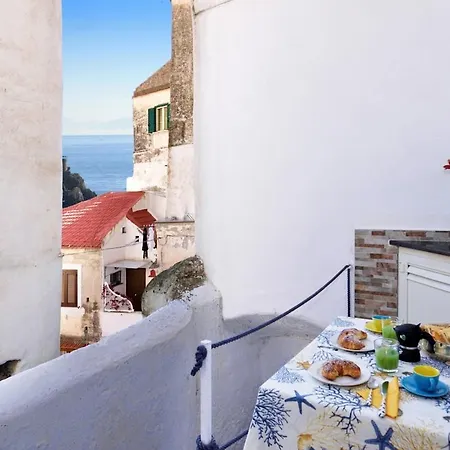 Lovely With View In Center