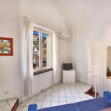 Lovely With View In Center Amalfi