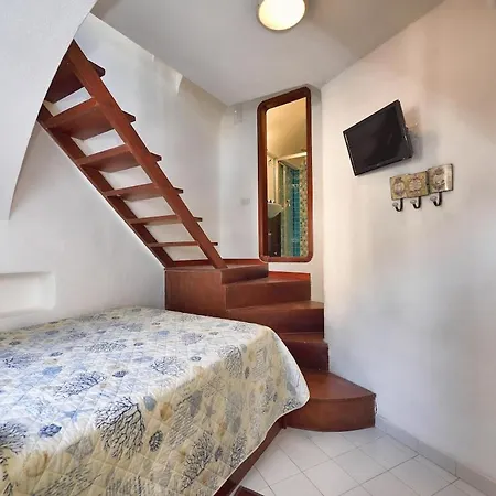 Lovely With View In Center Amalfi